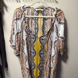 Brown and White Graphic Tie Front Blouse with 3/4 Sleeves